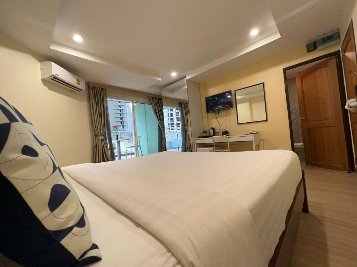 V Check Inn Sukhumvit 22 Bangkok Exterior foto