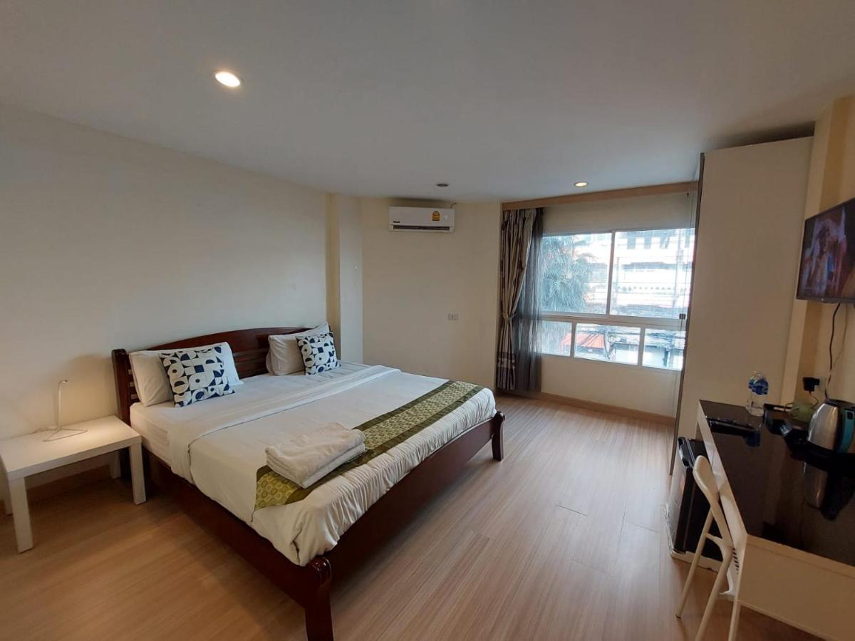 V Check Inn Sukhumvit 22 Bangkok Exterior foto
